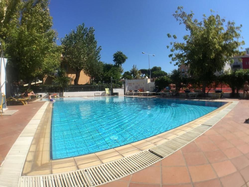 Mehari Rimini - Family Hotel Exteriör bild